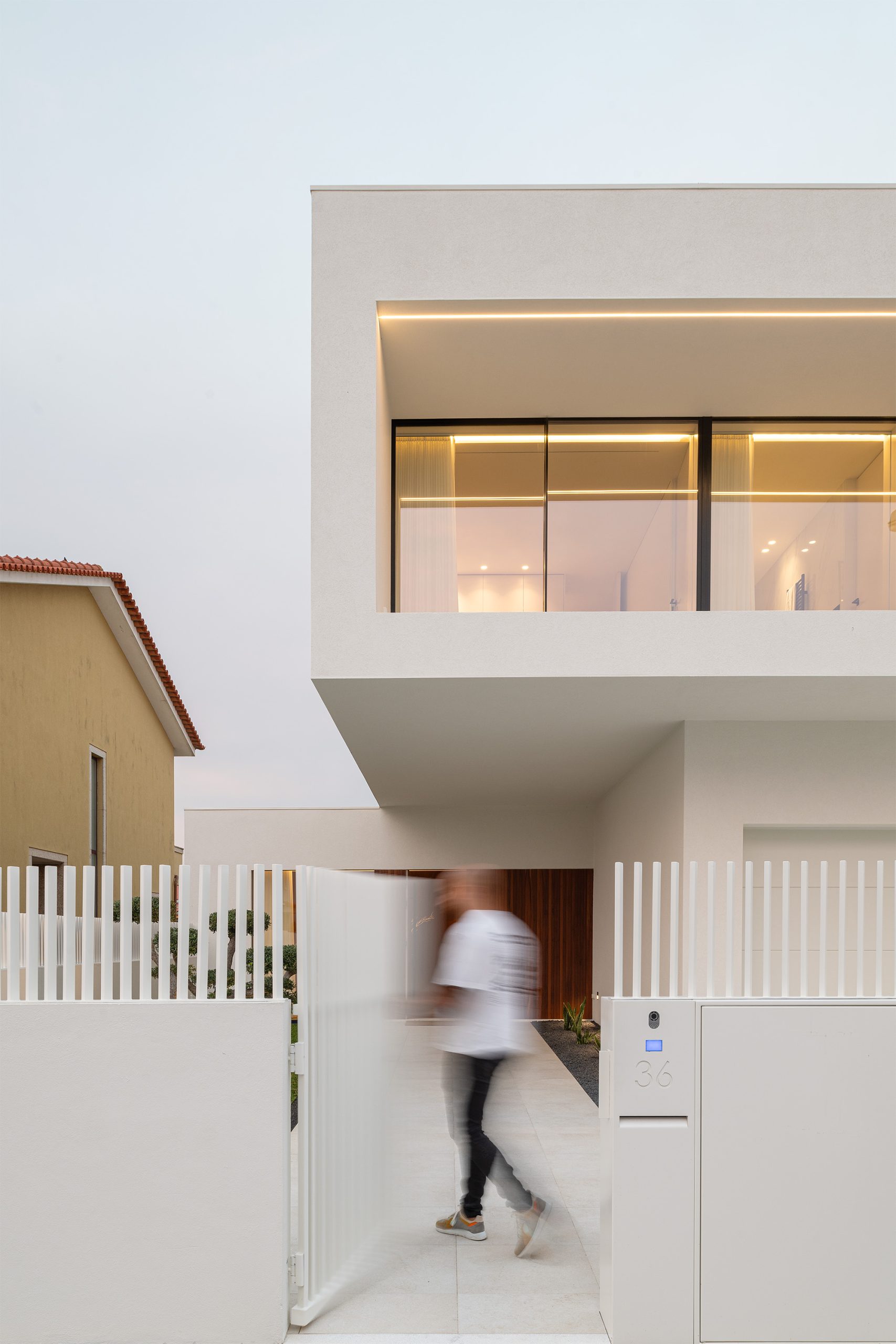 Casa na Póvoa – Arquitetura Minimalista | PFS Arquitetura