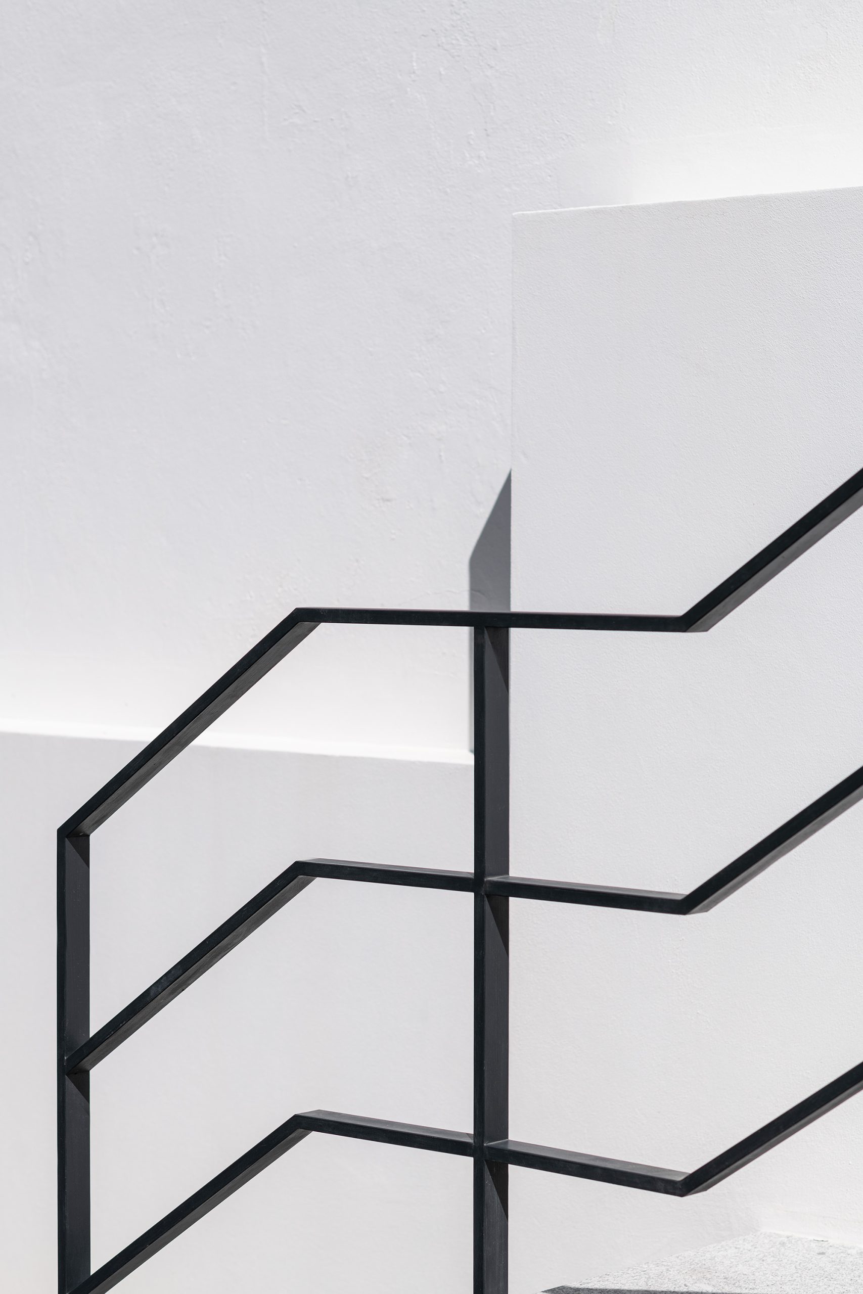 Detalhe arquitetónico da volumetria simples da casa